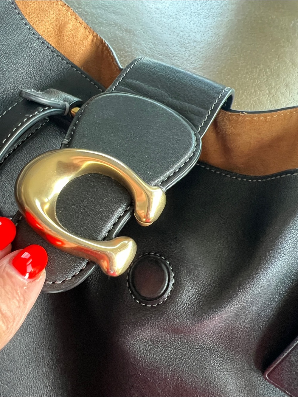 Coach Black Leather Shoulder Tote with Gold 'C' Hardware - Picture 9 of 9